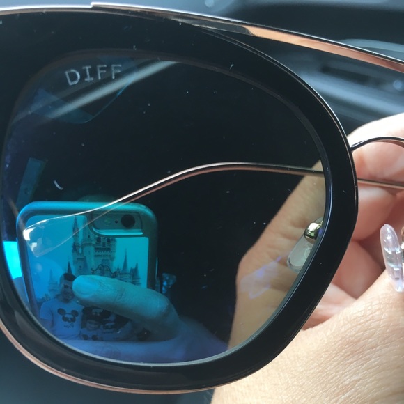 Diff Sunglasses - Picture 5 of 5